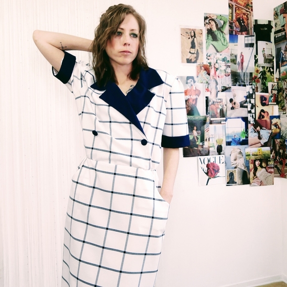 Vintage Dress with Belt (Navy Blue) - Picture 7 of 9